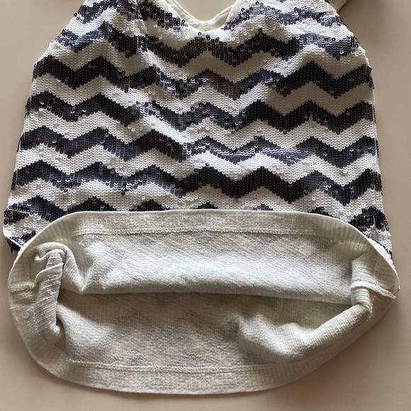 J Crew Black and White Sequin Top size XXS - Picture 5 of 7